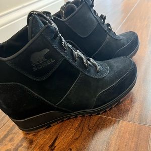 Sorel Wedges Size 7